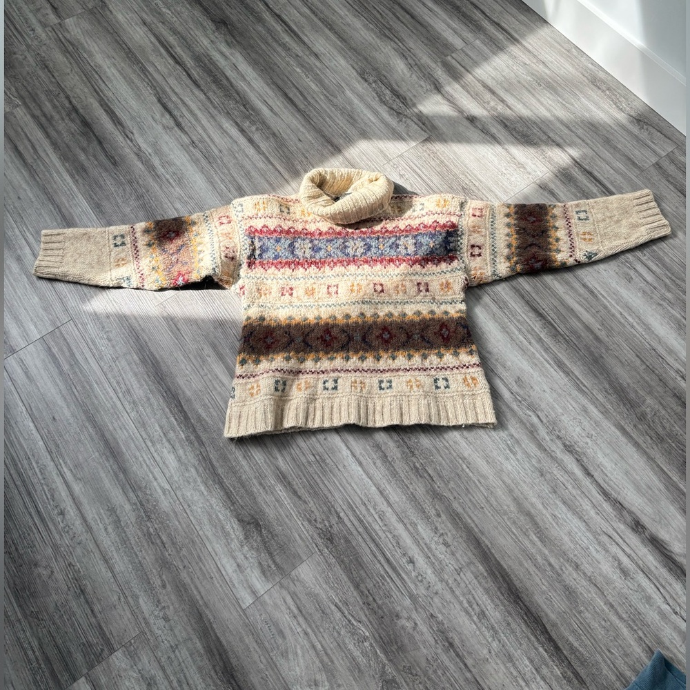 Lyle & Scott Cozy Multicolour Wool Knit Sweater